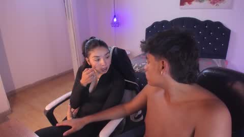 Yiing and yang online show from September 13, 9:17 pm