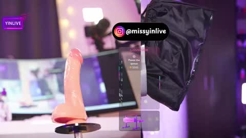 Snapshot of yinlive chatting on September 30, 2:22 am Yin online show from September 30, 2:22 am