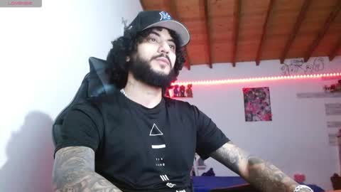 Snapshot of yio__cohen chatting on October 16, 7:41 am yio cohen online show from October 16, 7:41 am
