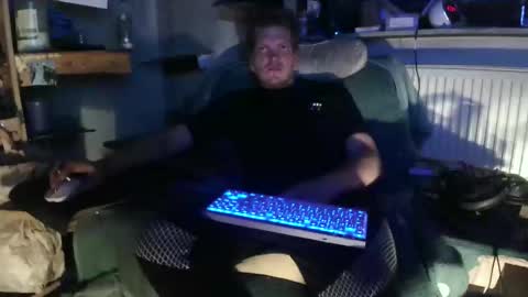 ynghotgerman92 online show from November 21, 9:35 pm