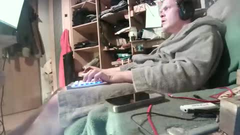 ynghotgerman92 online show from February 14, 8:22 pm
