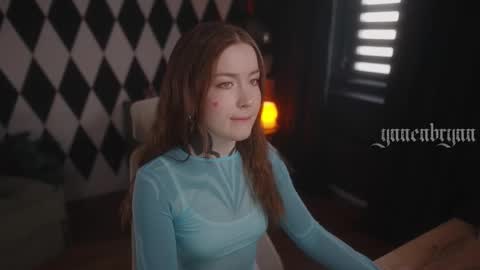 Snapshot of ynnenbrynn chatting on October 28, 7:31 am ynnenbrynn online show from October 28, 7:31 am