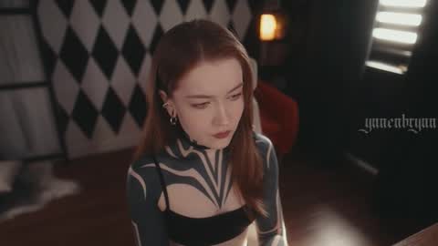 Snapshot of ynnenbrynn chatting on September 13, 8:50 am ynnenbrynn online show from September 13, 8:50 am