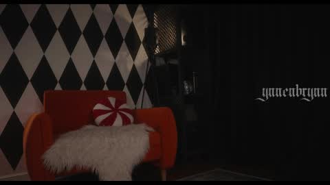 ynnenbrynn online show from March 27, 7:47 am