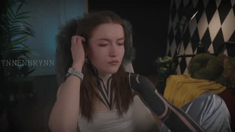 Snapshot of ynnenbrynn chatting on January 29, 1:38 pm ynnenbrynn online show from January 29, 1:38 pm