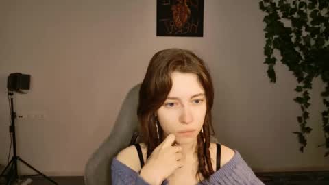 yoka_paradoxxx online show from October 14, 5:10 am