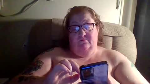 yomoopy online show from February 15, 4:25 am