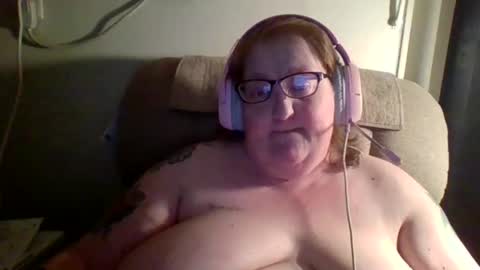 yomoopy online show from January 28, 7:43 am