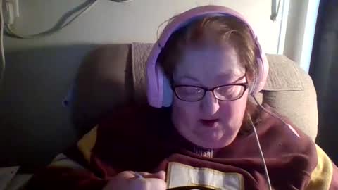 yomoopy online show from January 26, 8:13 pm