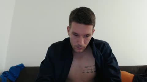 yone23 online show from October 29, 10:10 pm