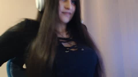 Sophie online show from March 26, 2:33 pm