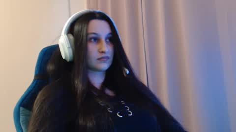 Sophie online show from March 20, 3:28 pm