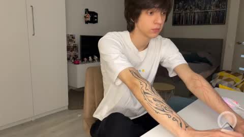 Yoo Dee Ohh online show from June 2, 11:01 am