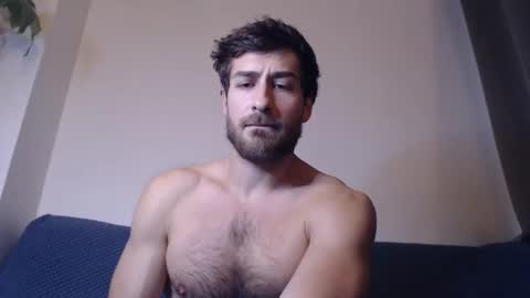 Yoooups online show from January 11, 8:37 pm