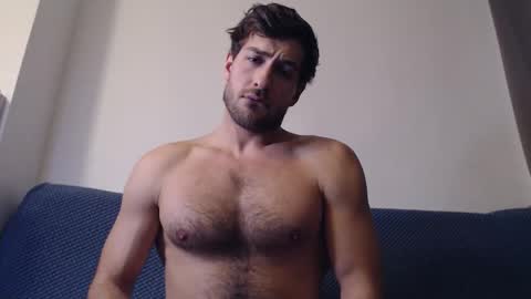 Yoooups online show from December 1, 4:27 pm