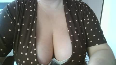 Maria Love online show from April 9, 5:55 am