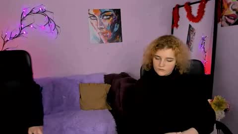 your bunny12 online show from December 3, 1:45 pm