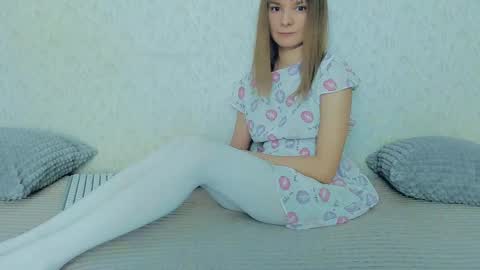 Lily online show from February 27, 11:28 am