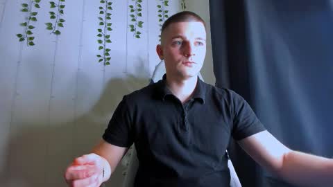 your_claddagh online show from January 17, 7:01 pm