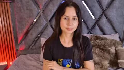 Lily online show from April 16, 9:39 pm