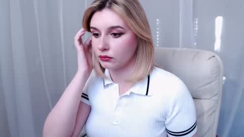 Freya online show from March 9, 12:09 pm