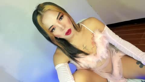 your_girl_yeka online show from July 14, 8:19 am