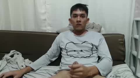 your_guy111 online show from May 28, 11:25 pm