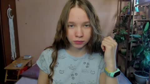 Leslie online show from May 21, 1:34 am