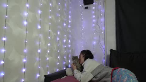 Meri  online show from February 20, 9:17 pm