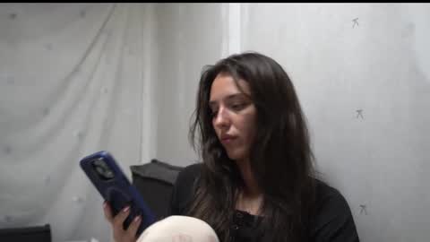 Meri  online show from October 12, 9:16 pm