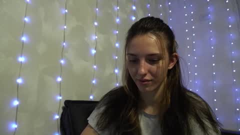 Meri  online show from January 7, 9:31 pm