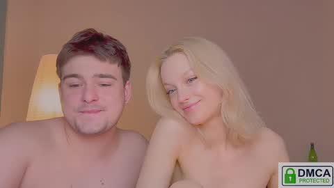 your_molly_mark online show from March 13, 3:32 am