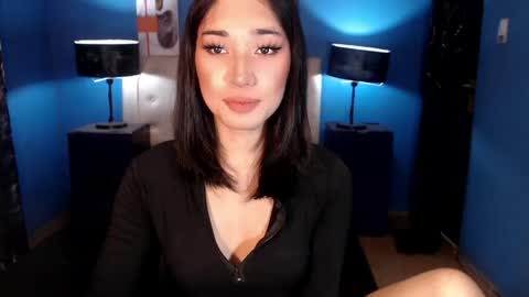 your_naughty_cumslut69 online show from April 28, 1:47 am