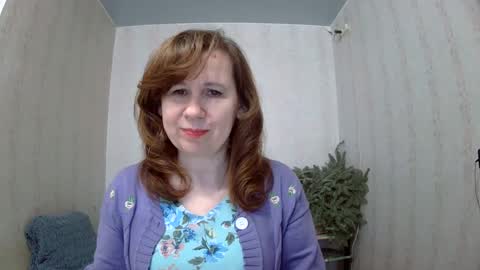 Snapshot of your_starsun chatting on February 1, 9:00 am your_starsun online show from February 1, 9:00 am