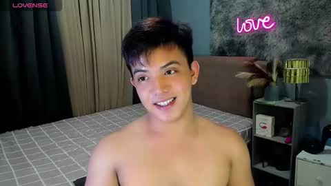 yourasian_bradley online show from February 4, 6:50 am