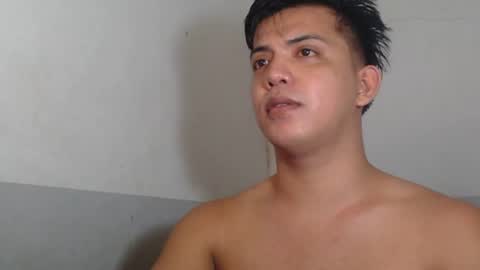 yourasian_bradley online show from June 26, 11:59 am
