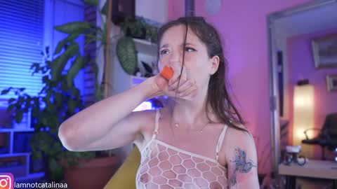 Snapshot of yourbabypearl chatting on December 28, 6:18 pm YourBabyPearl online show from December 28, 6:18 pm