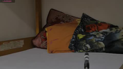 Anna online show from February 27, 8:09 pm