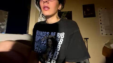 yourcherrybabe online show from March 4, 4:42 am