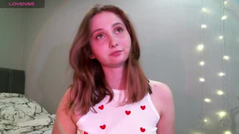 creamysister online show from March 9, 5:06 pm