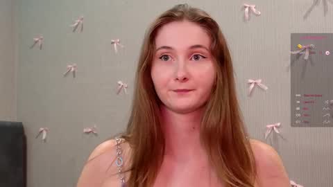 creamysister online show from February 22, 8:00 pm