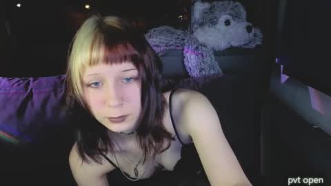Vasilisa online show from April 18, 7:07 pm
