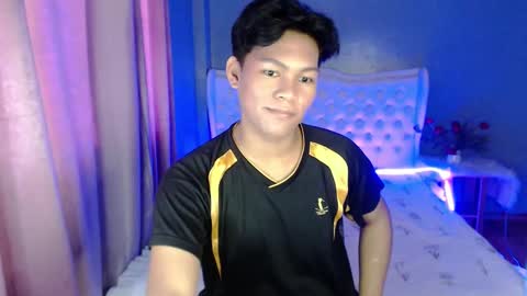 HEN online show from November 2, 1:05 am