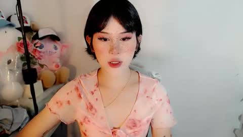 Snapshot of yourfavorateella chatting on October 5, 9:18 am PrettyElla online show from October 5, 9:18 am