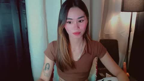 Snapshot of yourfavorateremi chatting on October 11, 8:08 am Remrem online show from October 11, 8:08 am