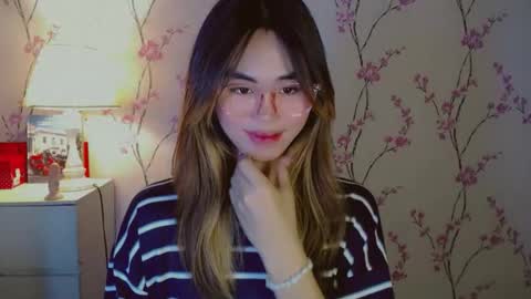 Snapshot of yourfavorateremi chatting on September 11, 11:22 am Remrem online show from September 11, 11:22 am