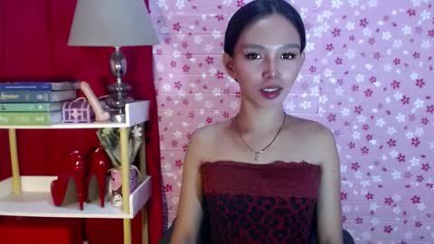 Snapshot of yourfavoratericcie chatting on October 18, 2:49 am RICCIE MAE online show from October 18, 2:49 am