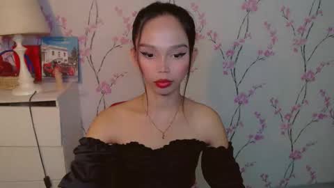 RICCIE MAE online show from November 6, 3:42 am