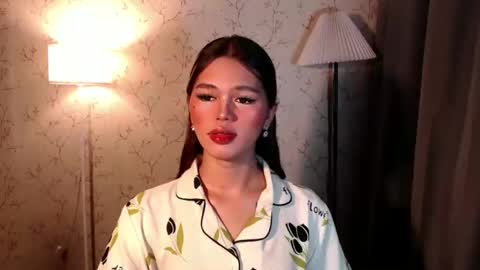Snapshot of yourfavoratesunshine chatting on October 7, 11:28 am Sunshine online show from October 7, 11:28 am