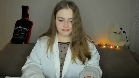 yourgem__ online show from December 19, 4:02 pm